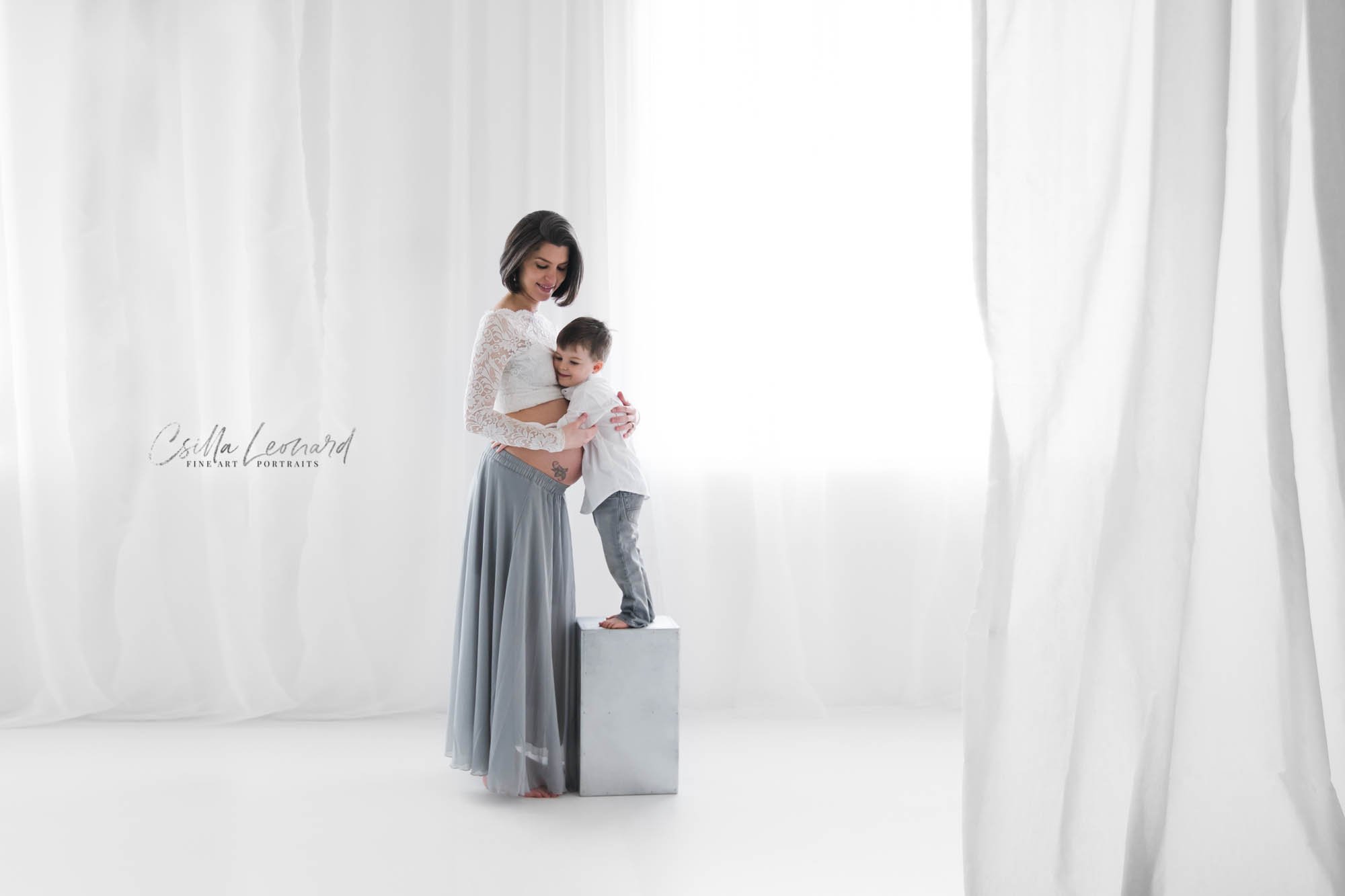 Modern Maternity Studio Photographer Fruita CO (28)